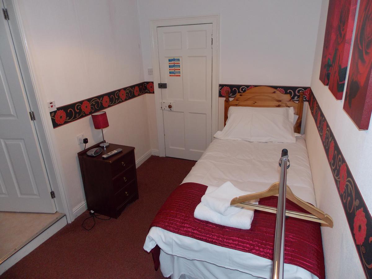 Cross Keys Hotel Canonbie Экстерьер фото